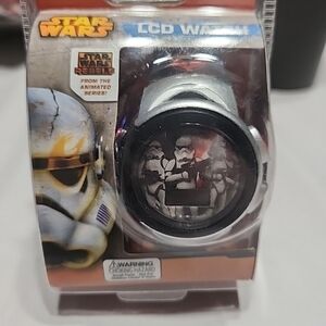 Star Wars LCD Watch with Stormtrooper Design